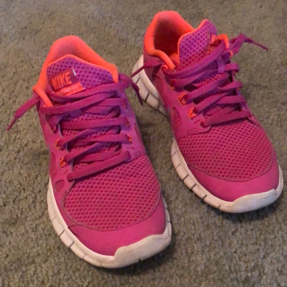Girls Nike Size 4